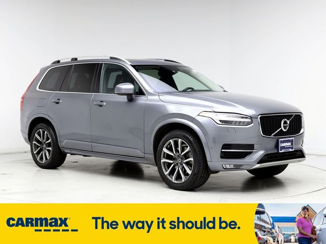 2019 Volvo XC90 Momentum