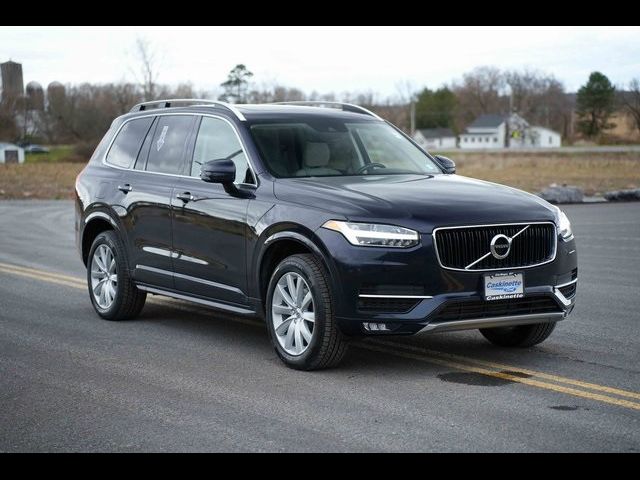 2019 Volvo XC90 Momentum