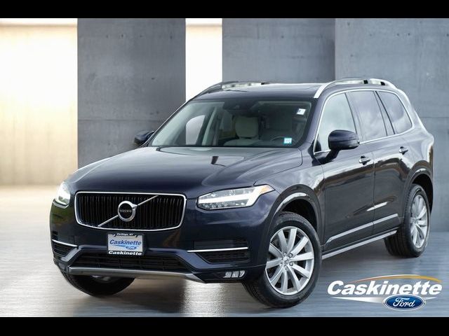 2019 Volvo XC90 Momentum