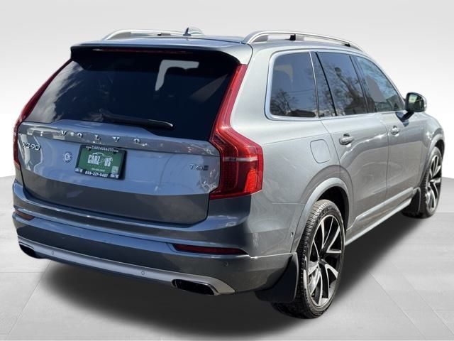 2019 Volvo XC90 Momentum