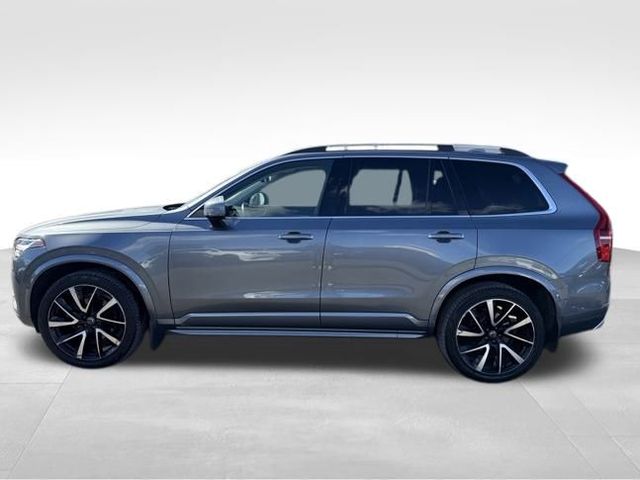 2019 Volvo XC90 Momentum