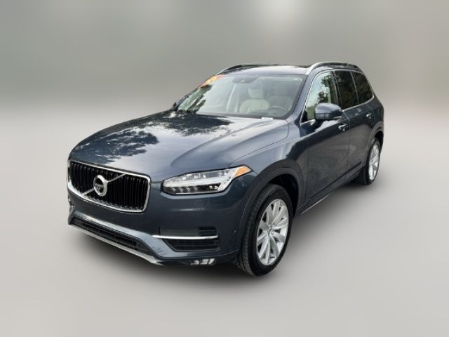 2019 Volvo XC90 Momentum