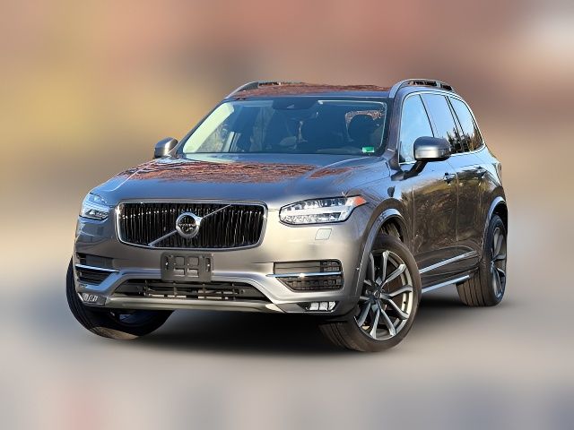 2019 Volvo XC90 Momentum