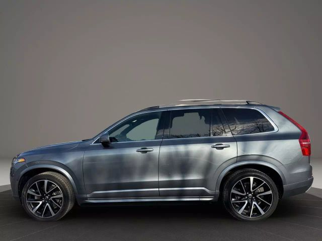 2019 Volvo XC90 Momentum