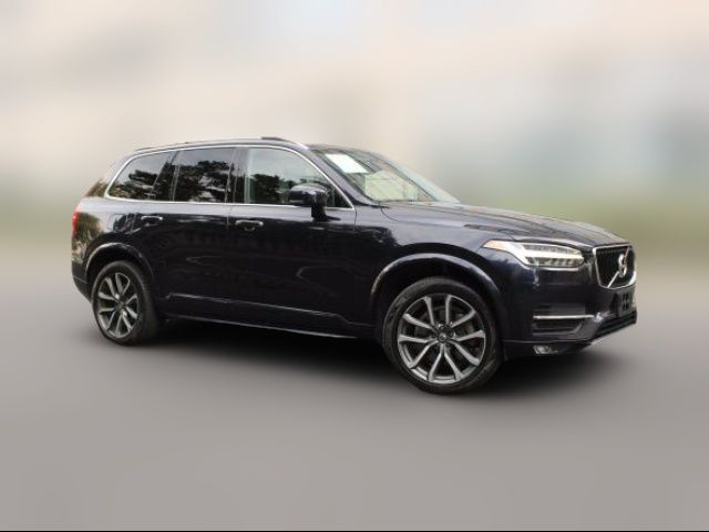 2019 Volvo XC90 Momentum