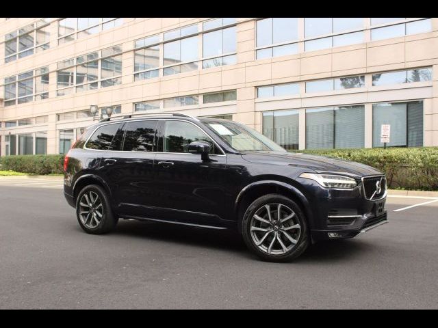 2019 Volvo XC90 Momentum