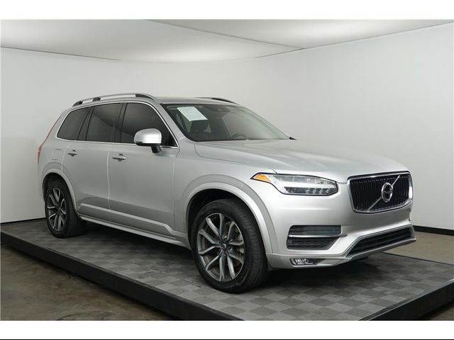 2019 Volvo XC90 Momentum