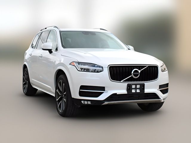 2019 Volvo XC90 Momentum