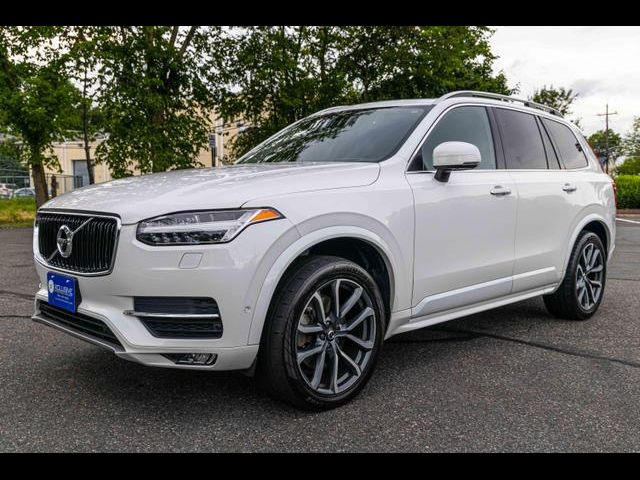 2019 Volvo XC90 Momentum