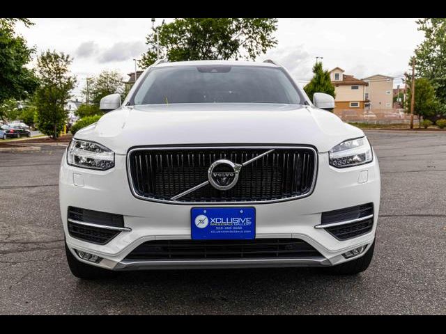 2019 Volvo XC90 Momentum