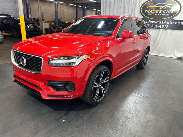 2019 Volvo XC90 R-Design