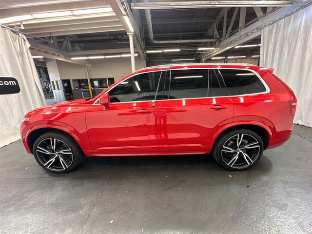 2019 Volvo XC90 R-Design