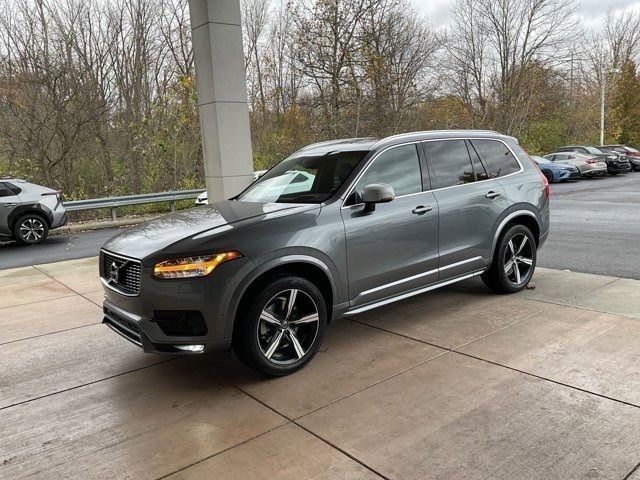 2019 Volvo XC90 R-Design