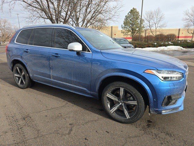 2019 Volvo XC90 R-Design