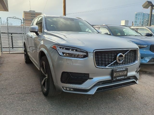 2019 Volvo XC90 R-Design