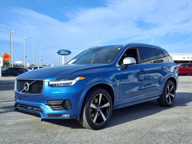 2019 Volvo XC90 R-Design