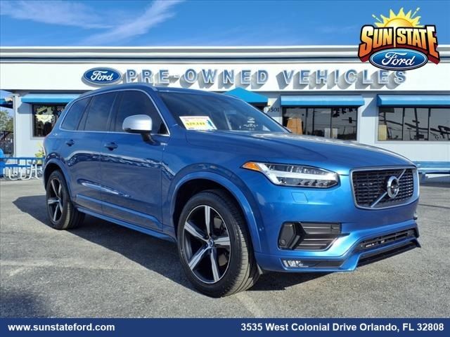 2019 Volvo XC90 R-Design