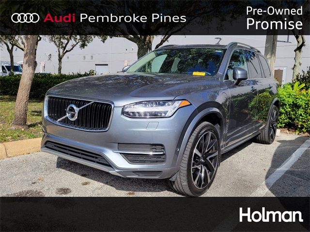 2019 Volvo XC90 Momentum