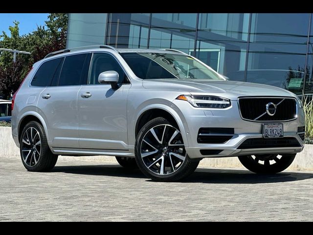 2019 Volvo XC90 Momentum