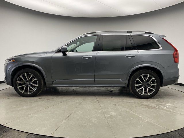 2019 Volvo XC90 Momentum