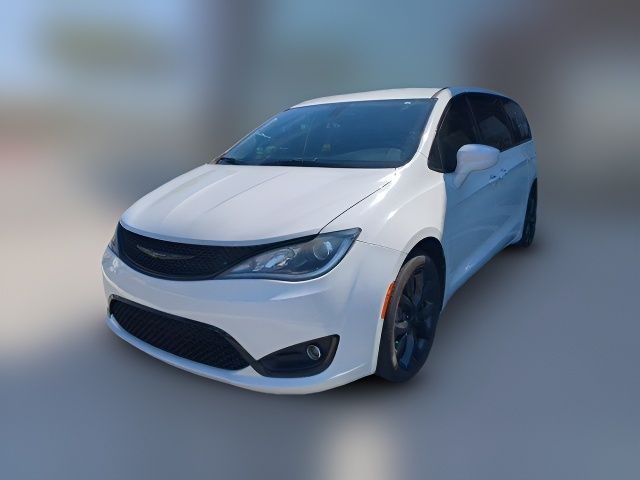 2019 Chrysler Pacifica Touring Plus