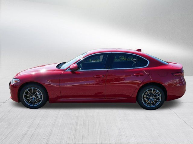 2020 Alfa Romeo Giulia Base