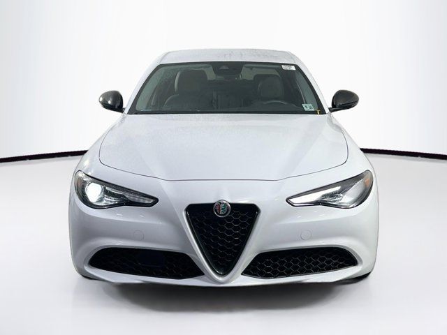 2020 Alfa Romeo Giulia Base