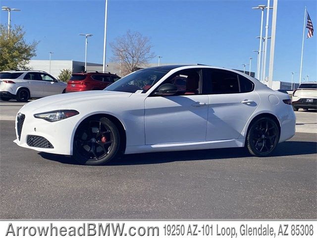 2020 Alfa Romeo Giulia Base