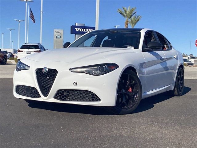 2020 Alfa Romeo Giulia Base