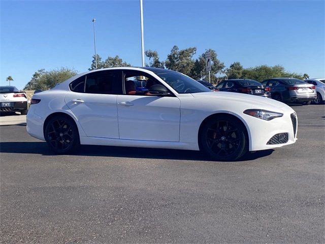 2020 Alfa Romeo Giulia Base