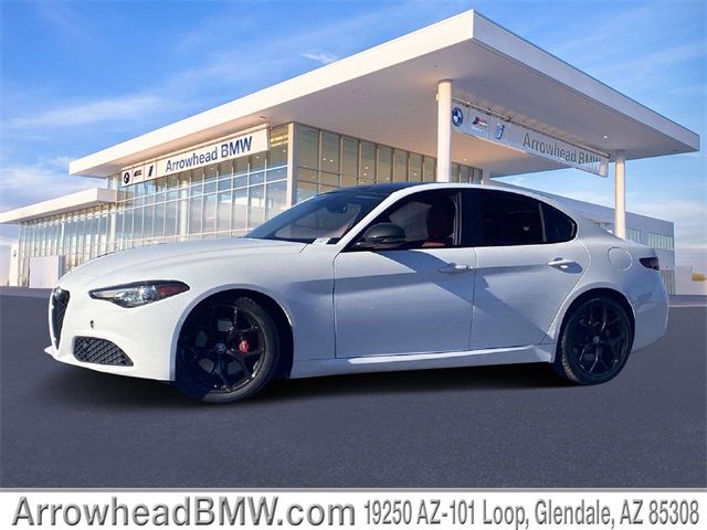 2020 Alfa Romeo Giulia Base