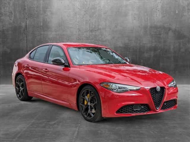 2020 Alfa Romeo Giulia Base