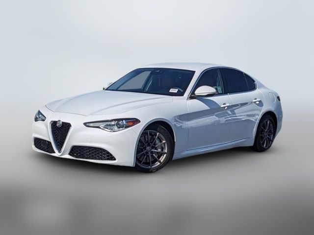 2020 Alfa Romeo Giulia Base