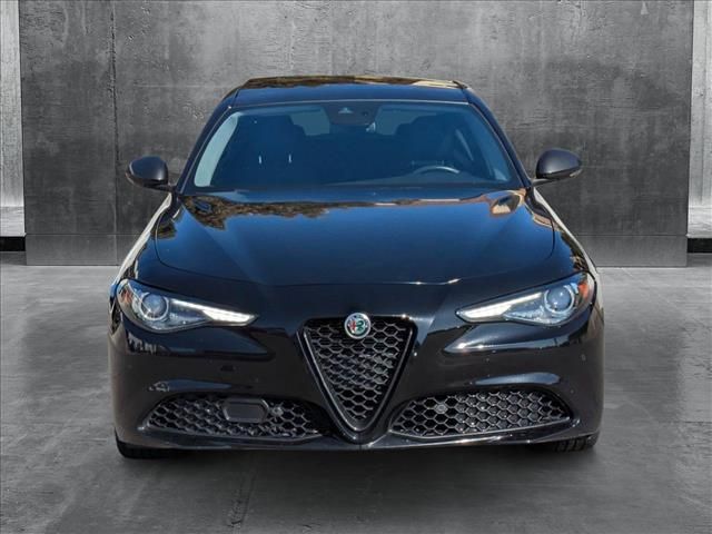 2020 Alfa Romeo Giulia Base