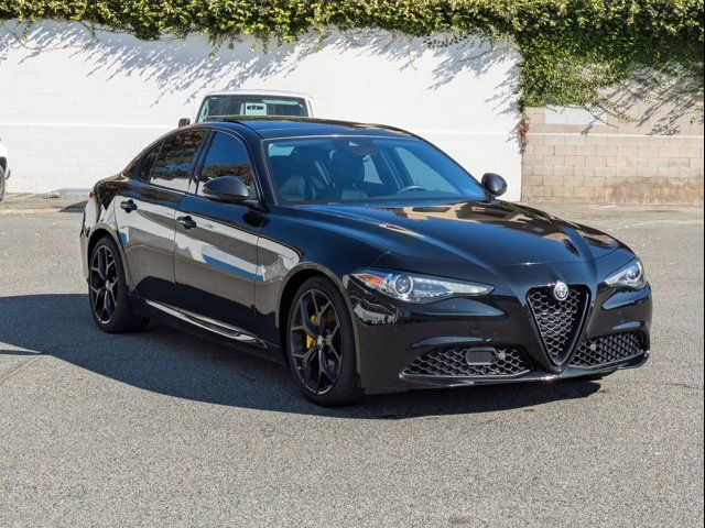 2020 Alfa Romeo Giulia Base