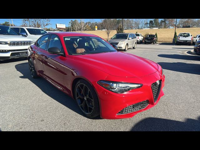 2020 Alfa Romeo Giulia Base