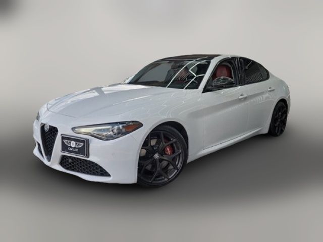 2020 Alfa Romeo Giulia Base