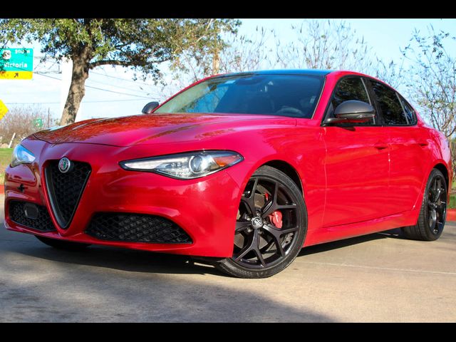 2020 Alfa Romeo Giulia Base