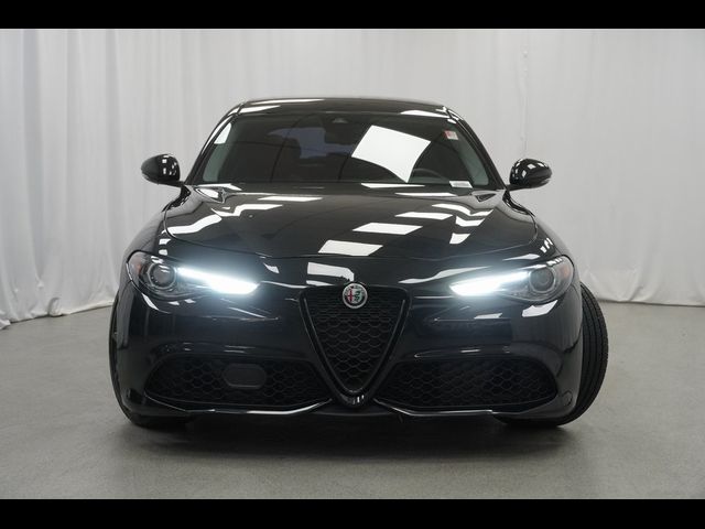 2020 Alfa Romeo Giulia Sport