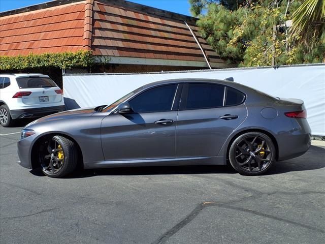 2020 Alfa Romeo Giulia Base