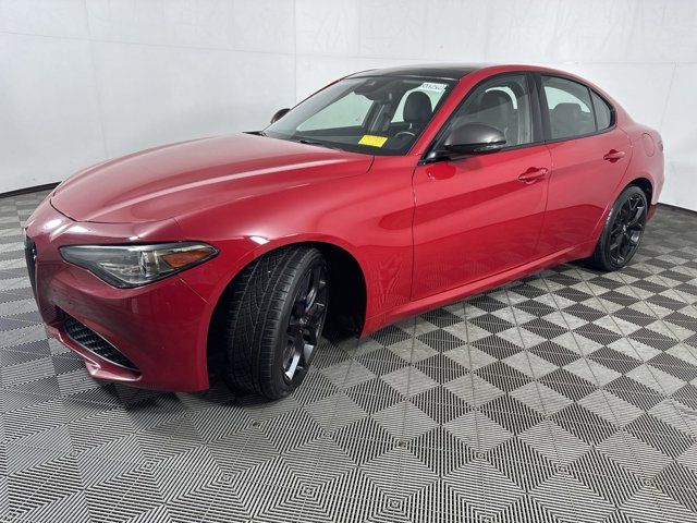 2020 Alfa Romeo Giulia Base