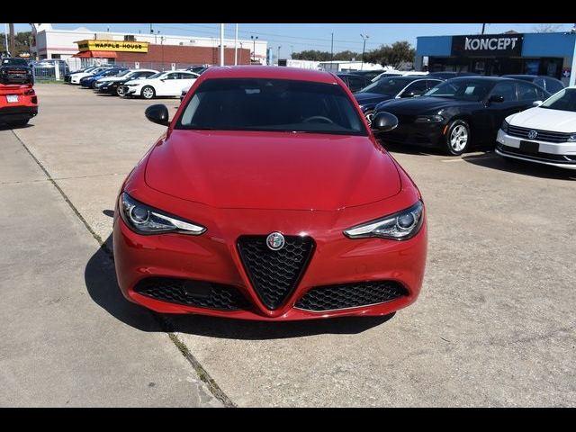 2020 Alfa Romeo Giulia Base