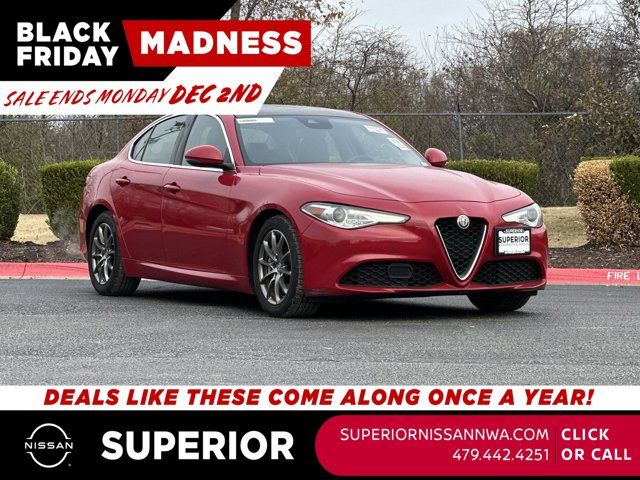 2020 Alfa Romeo Giulia Base