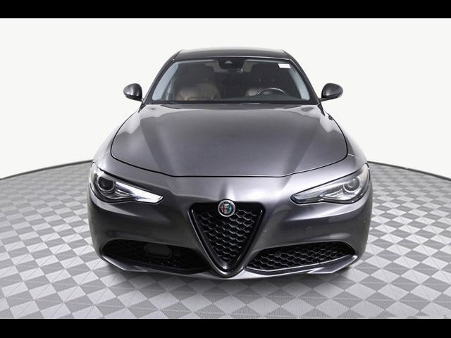 2020 Alfa Romeo Giulia Base