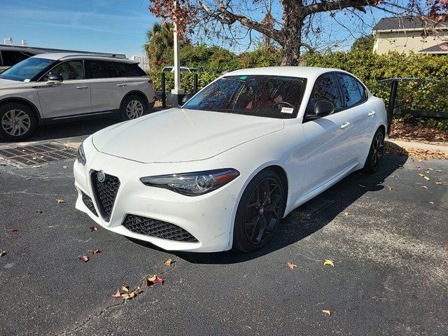 2020 Alfa Romeo Giulia Base