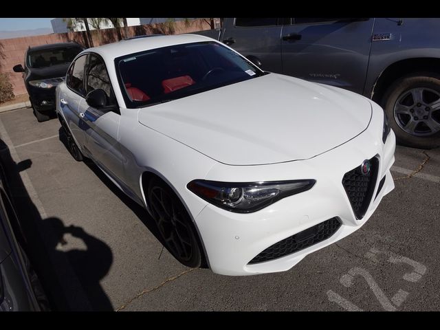 2020 Alfa Romeo Giulia Base