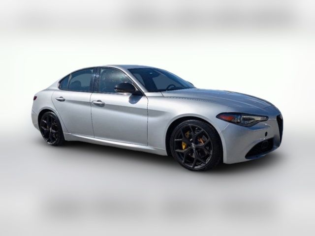 2020 Alfa Romeo Giulia Base