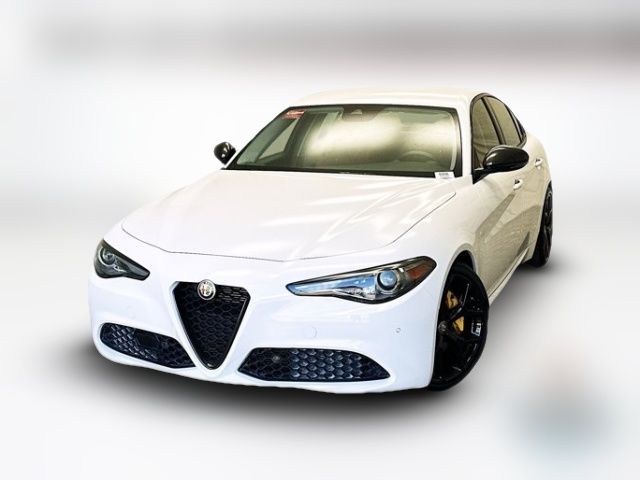 2020 Alfa Romeo Giulia Base