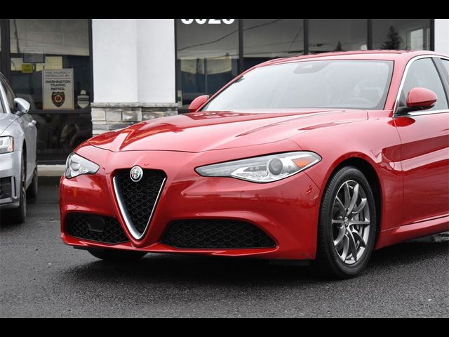 2020 Alfa Romeo Giulia Base