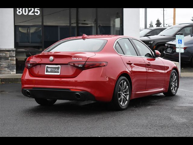 2020 Alfa Romeo Giulia Base